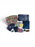 Pokémon Fatale Flammen Top Trainer Box Inhalt mit mehreren Boosterpacks, Spielkarten, Würfeln und eine Box im Design Mega Glurak X